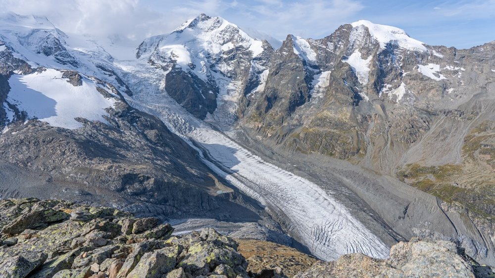 Der Morteratschgletscher ist einer von 1463 Schweizer Gletschern. Einer von 1463 Gletschern, die bis hierher überlebt haben. Denn seit den 1970er Jahren sind mehr als 700 Gletscher verschwunden – sie sind einfach weggeschmolzen.   Foto: ChiemSeherin/ Pixabay