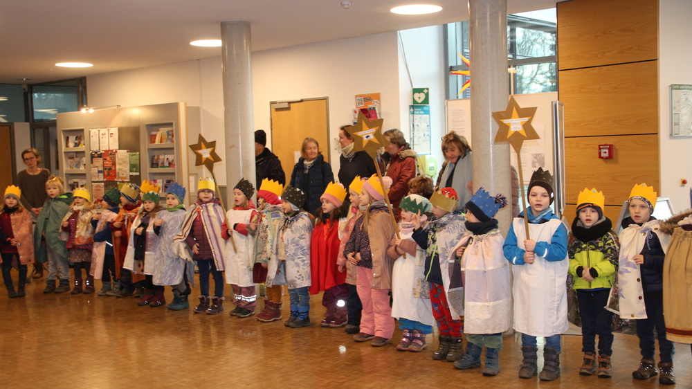 Sternsinger besuchten Coswiger Rathaus. Foto: Stadtverwaltung Coswig