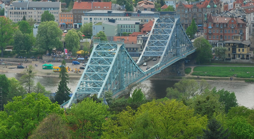 Blaues Wunder Dresden (Loschwitzer Brücke)  Foto Archiv © MeiDresden.de