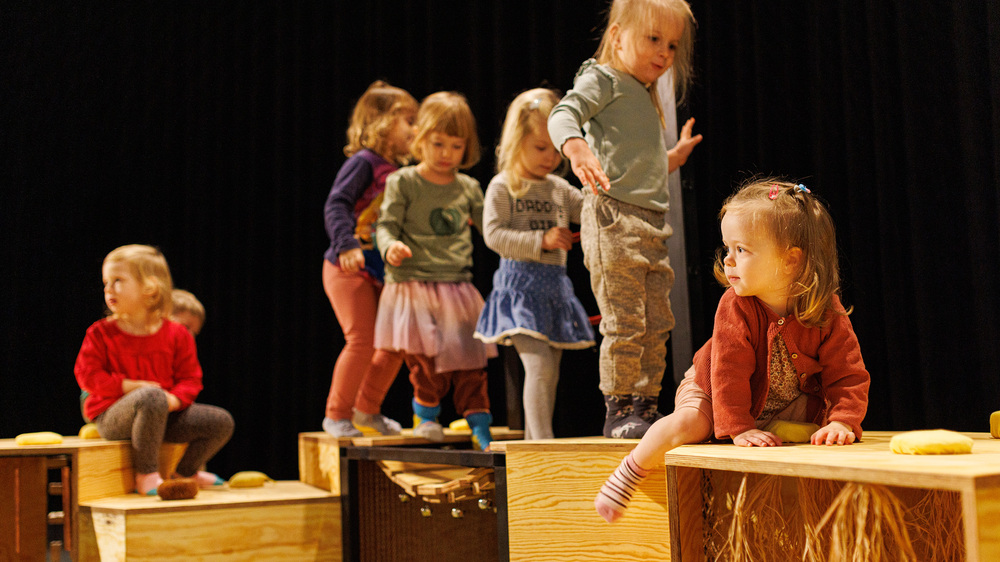 "tjg.-Klangspielraum - Der etwas andere Spielplatz"  Foto: Klaus Gigga