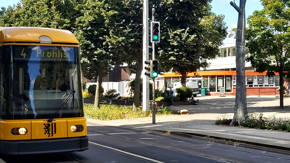 Seit 11. August verkehrt die ehemalige "Kultourline 4 " ab Postplatz über Zoo und Wasaplatz nach Prohlis. Foto: MeiDresden.de