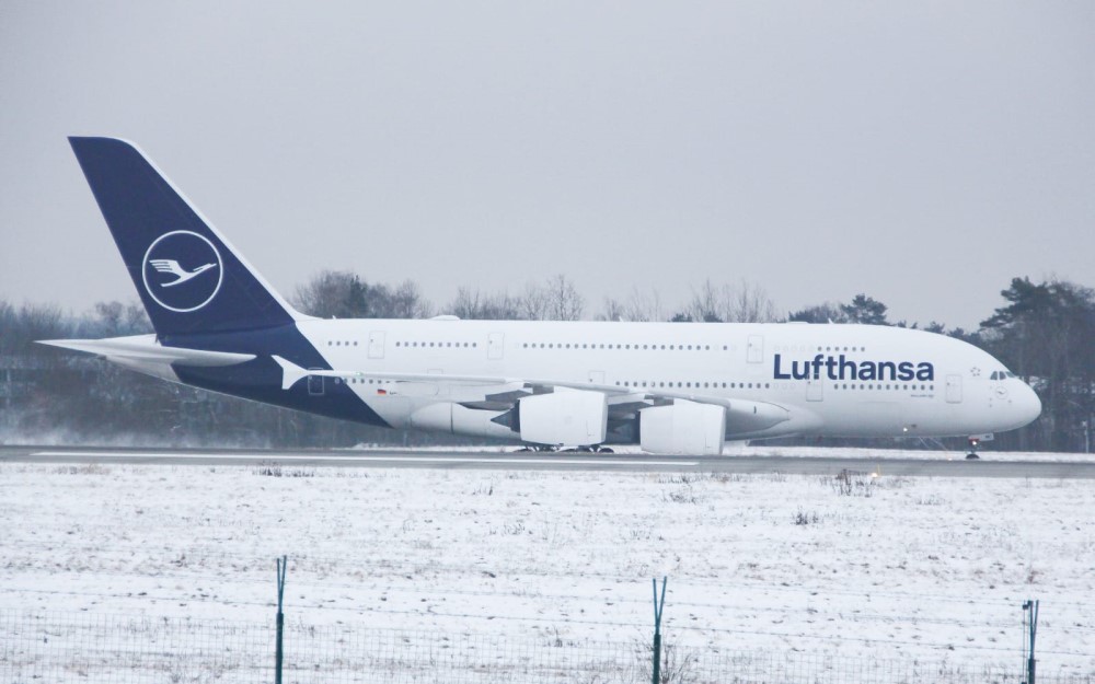 A380 auf dem Weg zur Warteposition  Foto: Tim Völkel
