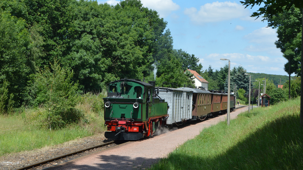 Ausflugsdampf in den Mai bei der Traditionsbahn Radebeul. Foto: Traditionsbahn Radebeul e.V.