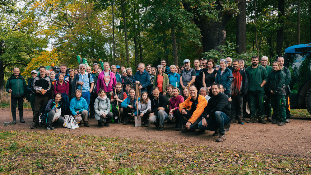 Parkseminar - Gruppe Freiwilliger im Großen Garten Dresden © Schlösserland Sachsen