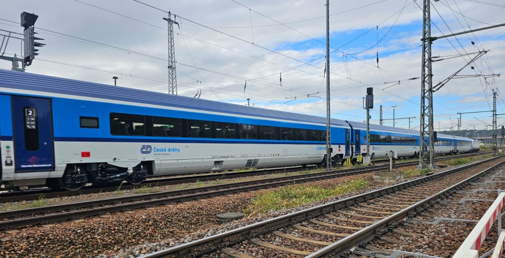 Vectrons ziehen auch Züge des Comfort Jet Von und nach Prag   Foto: Leserfoto