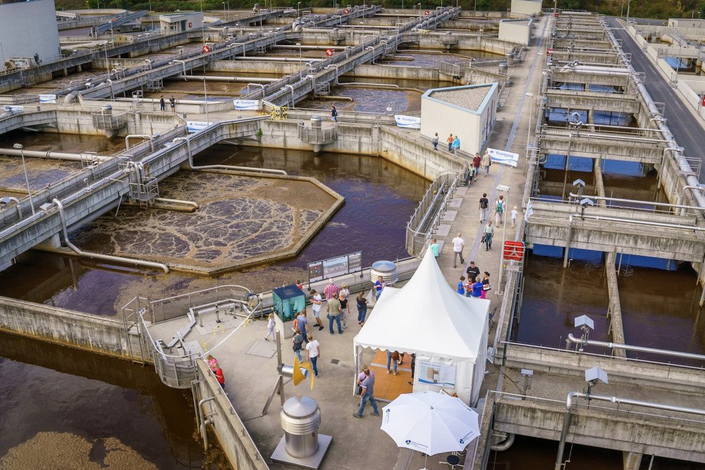 Rundgang durch die Abwasserbehandlung  Foto: André Wirsig 