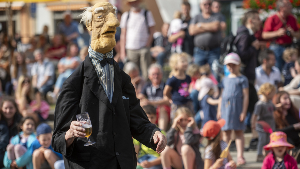 Radebeuler Kasperiade  - Natürlich durfte auch Arnold Böswetter nicht fehlen ©Norbert Millauer 