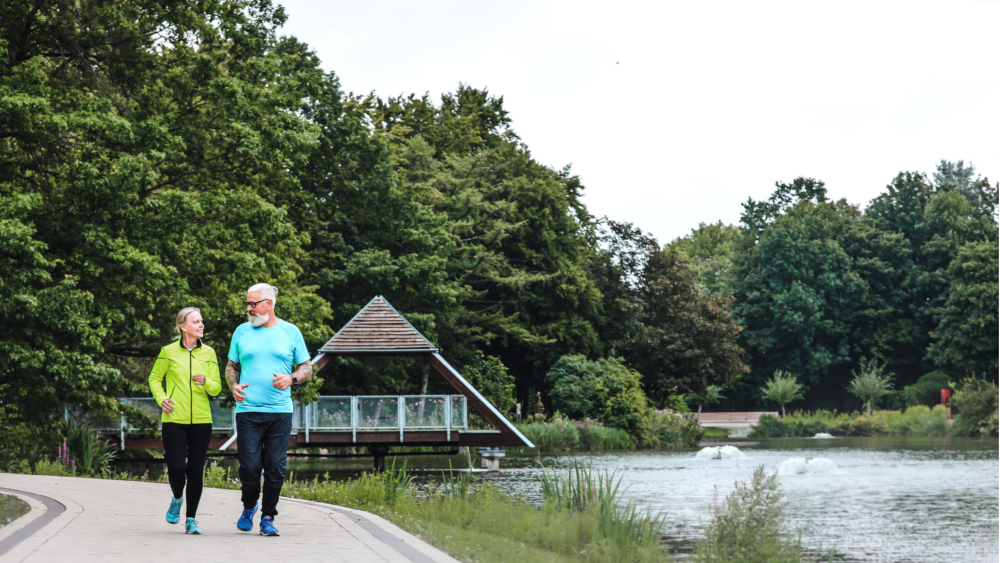 Aktive Urlauber finden in und um Bad Sassendorf viel Natur sowie Freiraum zum Entspannen. Foto: DJD/Bad Sassendorf/Helene Janzen