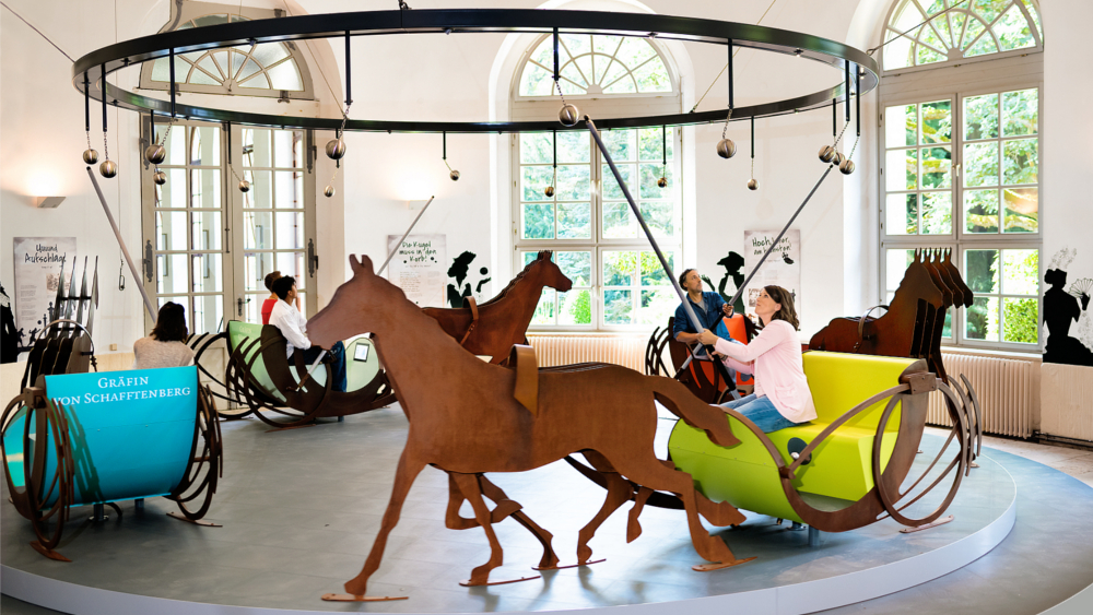 Ringrennkarussell in der Pillnitzer Orangerie © Andre Forner