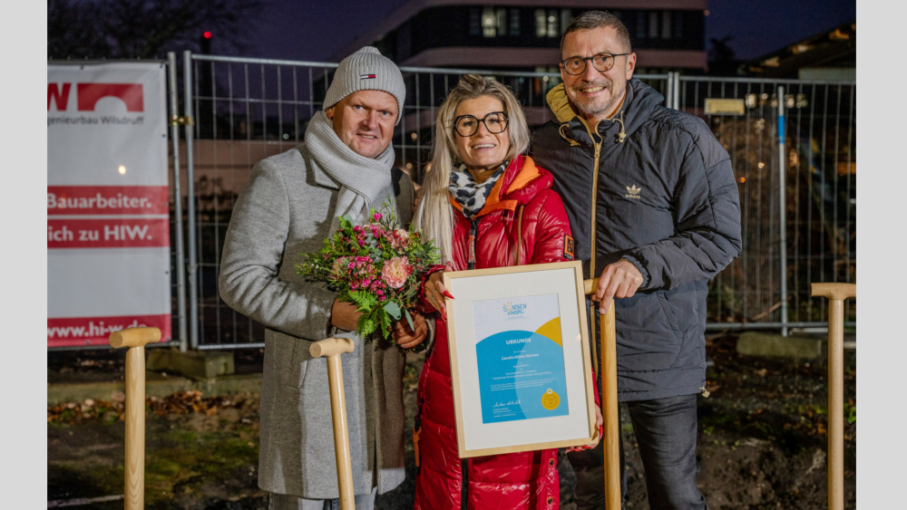 v.l. Carsten und Carolin Rühle-Marten, Luisenhof Dresden  Falk Noack, GF Sonnenstrahl e.V ©Michael Kretzschmar