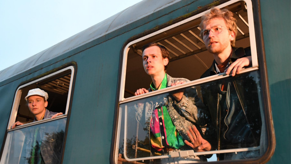 Über den Zaun v.l.n.r. Wiesner Makarov Polevikov © © Jens-Erwin Siemssen, Das Letzte Kleinod