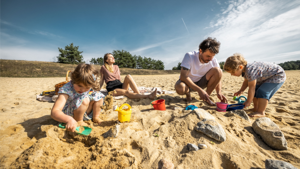 Am Bärwaldersee lässt sich ein Sommertag sehr gut verbringen. Foto: DJD/Oberlausitz-Niederschlesien/Philipp Herfort