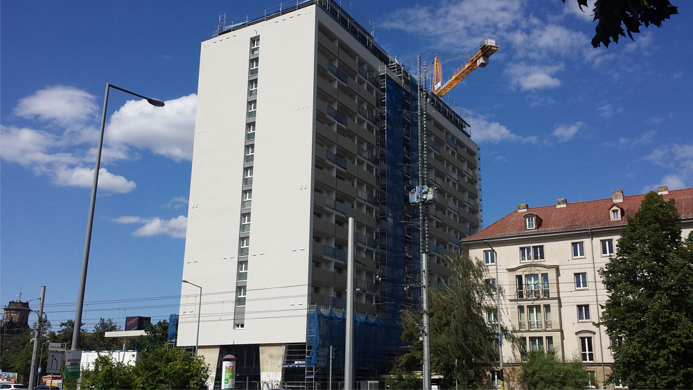 Mittlerweile sind die Gerüste am Hochhaus  gefallen  ©MeiDresden.de