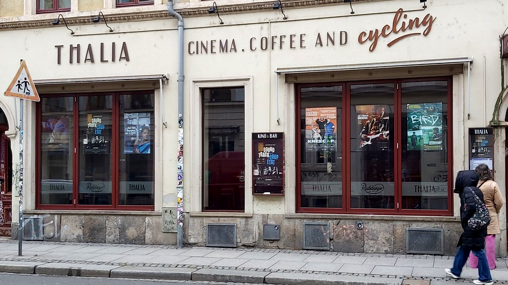 Thalia- Cinema, Coffee and Cycling auf der Görlitzer Straße in der Neustadt. Foto: MeiDresden.de