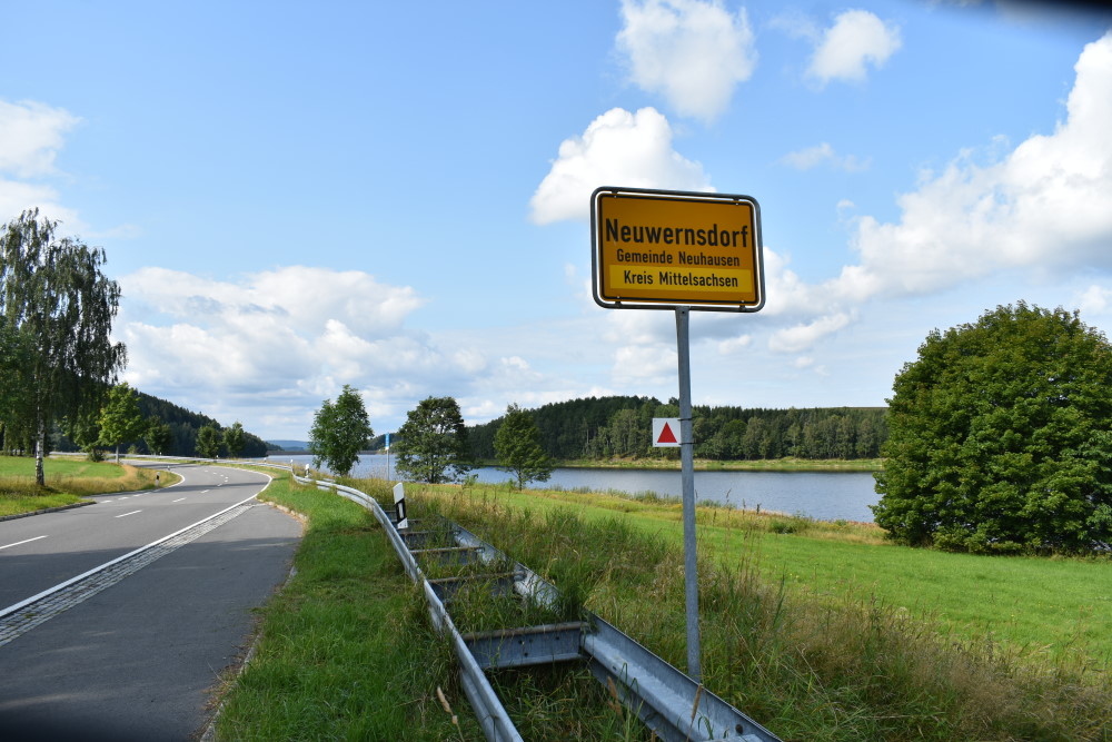 Die Trinkwassertalsperre Rauschenbach wurde zwischen 1960 und 1968 in Neuhausen im Osterzgebirge errichtet. Sie liegt unmittelbar an der Grenze zur Tschechischen Republik.   Foto:  © MeiSachsen.de/Mike Schiller