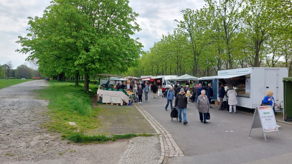 Die Landeshauptstadt Dresden schreibt die Konzession für die Organisation und Durchführung von zwölf Wochenmärkten neu aus. Foto : MeiDresden.de