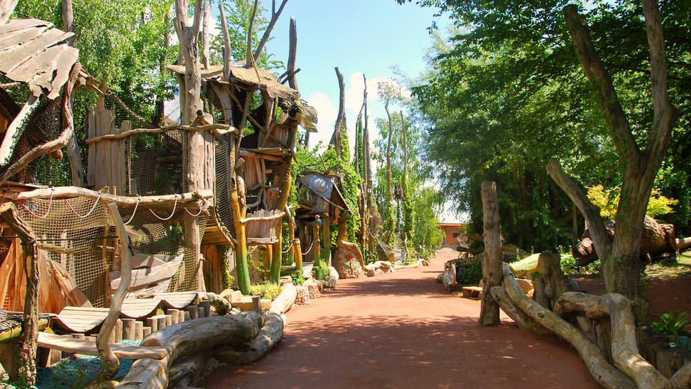 ArkaZien Insektenhotel © ArkaZien/ Ziegler Spielplätze von A-Z