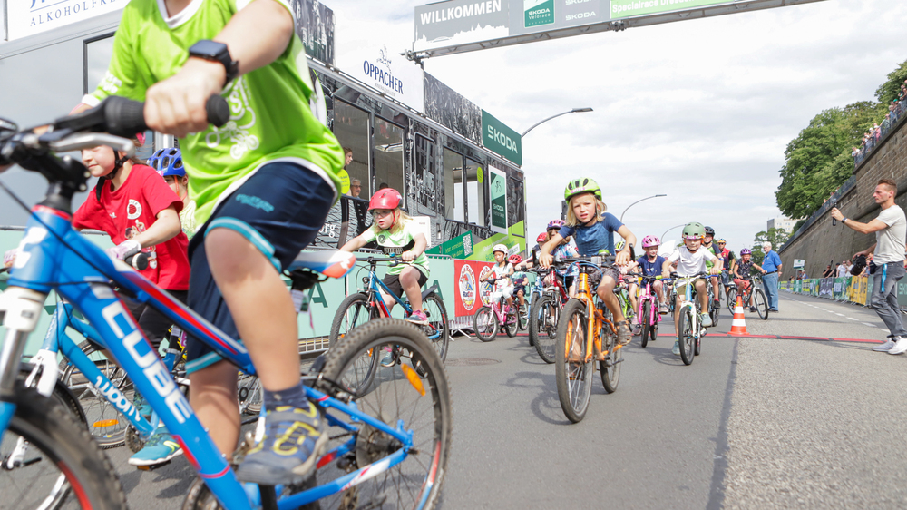 VELORACE am Wochenende in Dresden Foto  Sportograf Strieterfoto