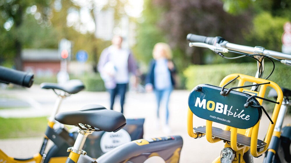 Mittlerweile sind sie nicht mehr aus dem Stadtbild wegzudenken, die gelben MOBI Bikes. Foto: DVB AG