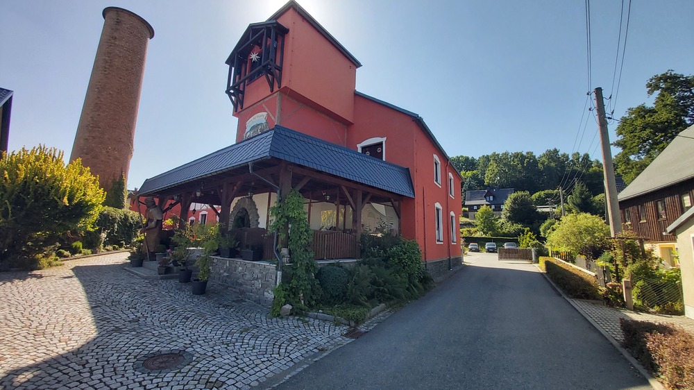 Das 1. Räuchermann Museum in Cranzahl lädt zum staunen und auch kaufen ein. Foto: MeiDresden.de