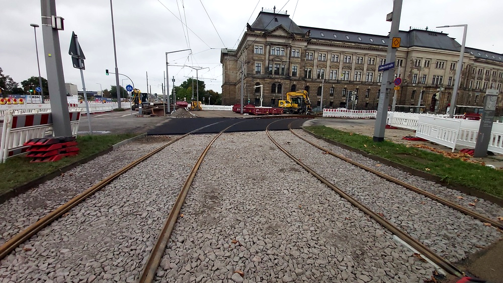 Neuer Gleisbogen am Carolaplatz fast fertiggestellt. Foto_ MeiDresden,.de