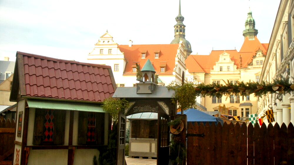 Die Dresdner Rauhnächte laden im mittelalterlichem Flair in den Stallhof ein. Foto: MeiDresden.de