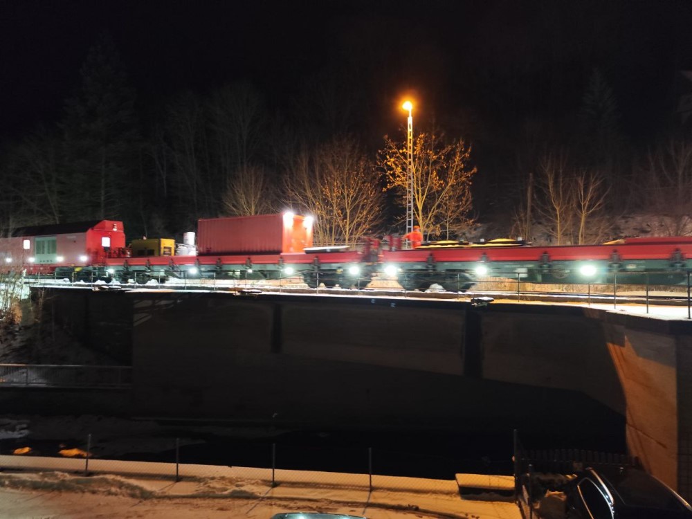 Einfahrt des Hilfezuges in Glashütte  Foto: © privat