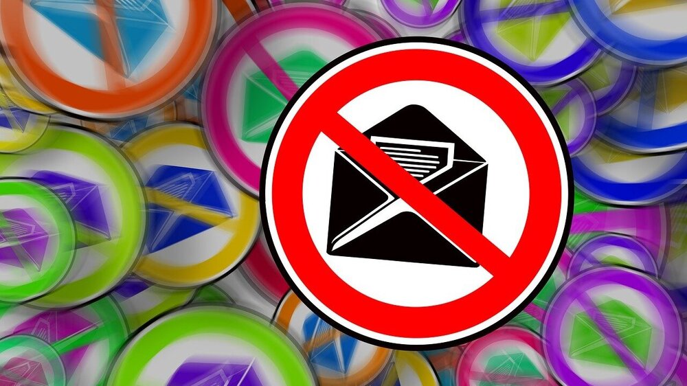 Verbraucherzentrale warnt vor Phishing: Wenn der Chat-Bot zur Kasse bittet. Foto: Gert Altmann (Pixabay)