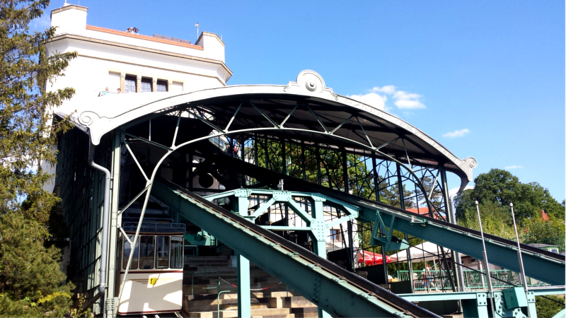 Dresdner Schwebebahn muss zur Hauptuntersuchung ©MeiDresden.de