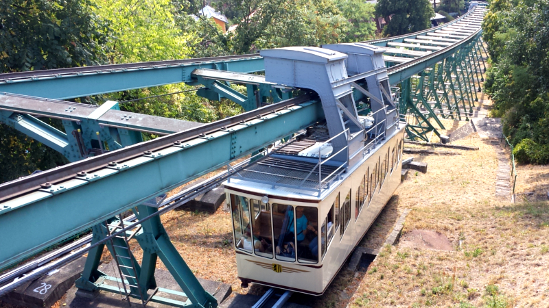 Dresdner Schwebebahn muss zur Hauptuntersuchung ©MeiDresden.de